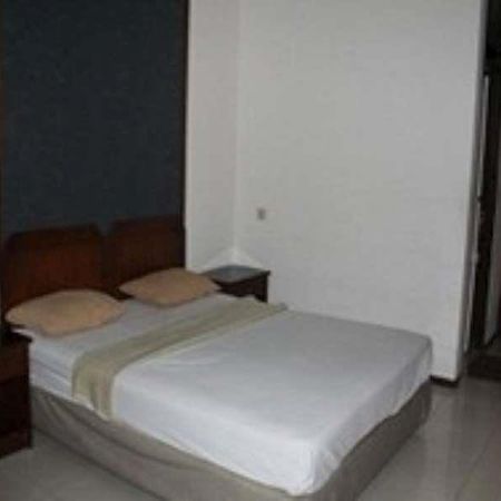 Edelweis Hotel Bandung Exteriör bild