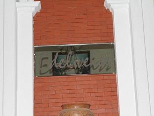 Edelweis Hotel Bandung Exteriör bild