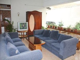 Edelweis Hotel Bandung Exteriör bild